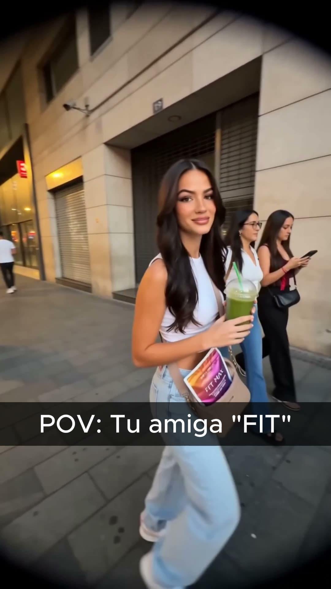 Fit Max — POV tu amiga fit